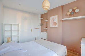 2 bedrooms, desk, iron/ironing board, Internet - Superb apartment - 2BR - 4 P - Ivry-sur-Seine (Ivry-sur-Seine)