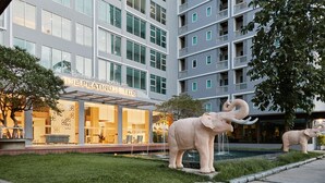 Unclassified image, 4 of 26, button - Platinum Luxury Suite | Modern City Getaway (Bangkok)