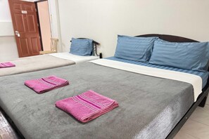 1 slaapkamer, een bureau, gratis wifi, beddengoed