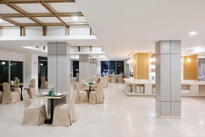 Dining - Superior Double Escape | Elegant Comfort & Ease (Bangkok)