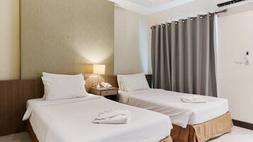 1 bedroom, desk, free WiFi, bed sheets