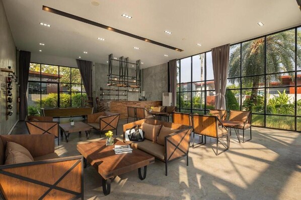 Interior - Elegant Deluxe Pool Villa Retreat (Pattaya)