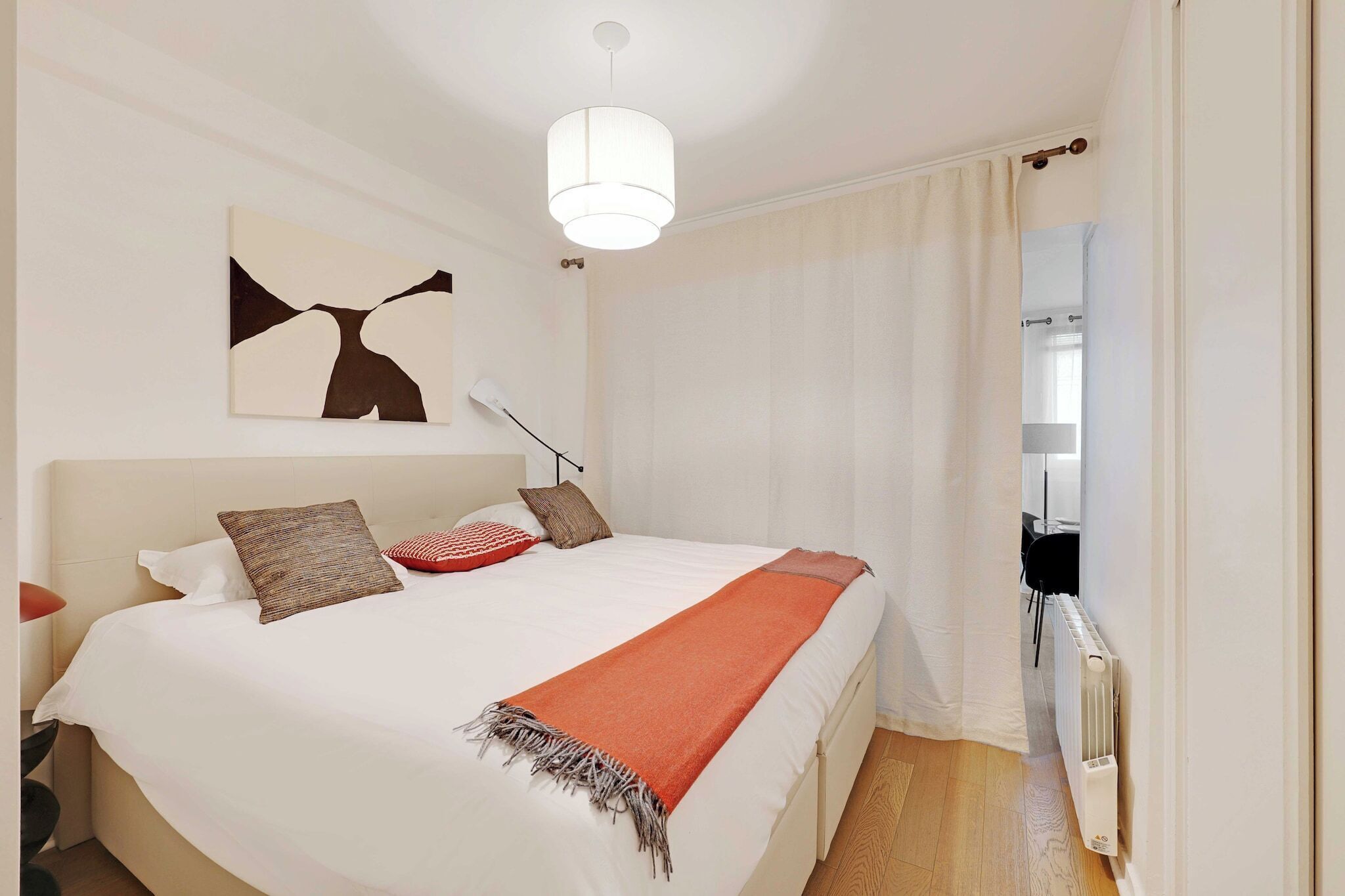2 Schlafzimmer, Schreibtisch, Bügeleisen/Bügelbrett, Internetzugang