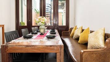 Suite, City View | In-room dining