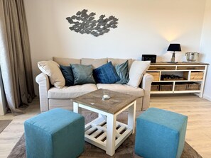 Fernseher, Stereoanlage