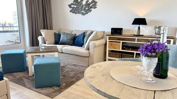Fernseher, Stereoanlage