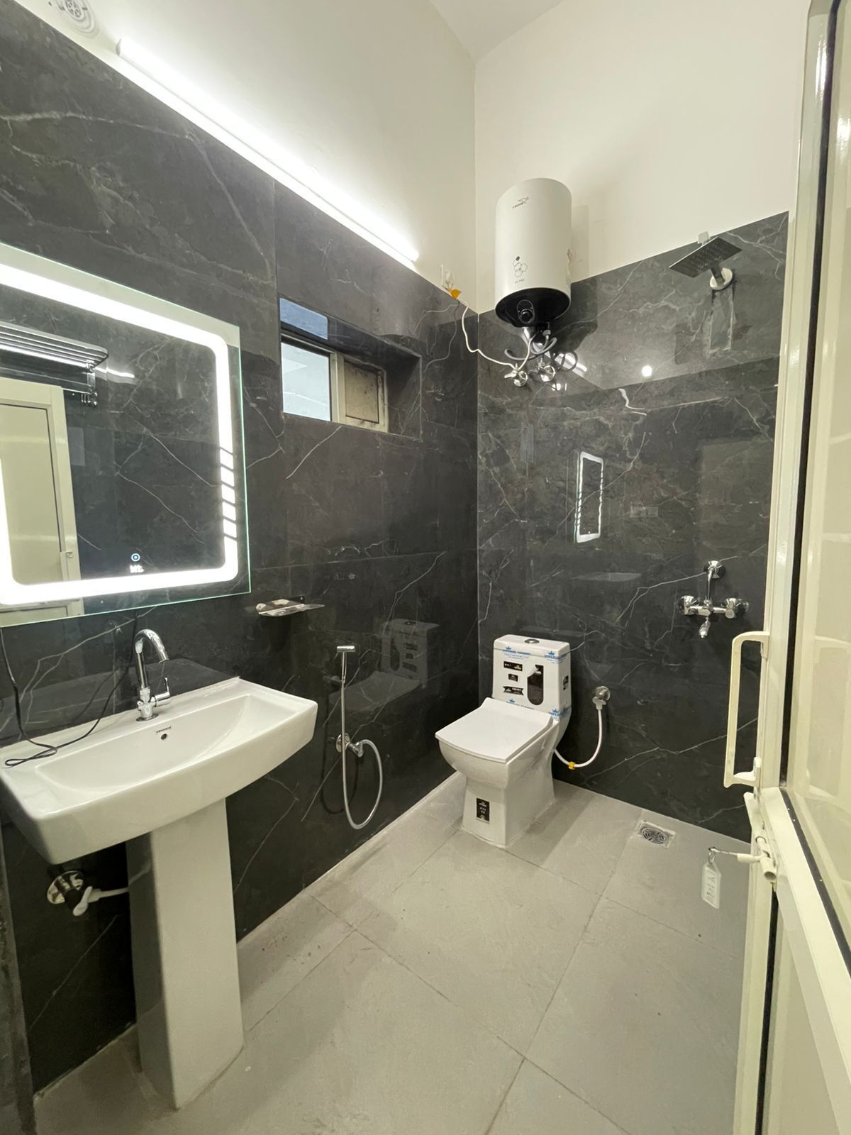 Desk, laptop workspace, free WiFi