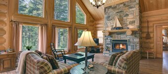 Fiddler Lake Resort: Cozy Chalet + Hot Tub