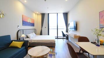 1 bedroom, iron/ironing board, WiFi