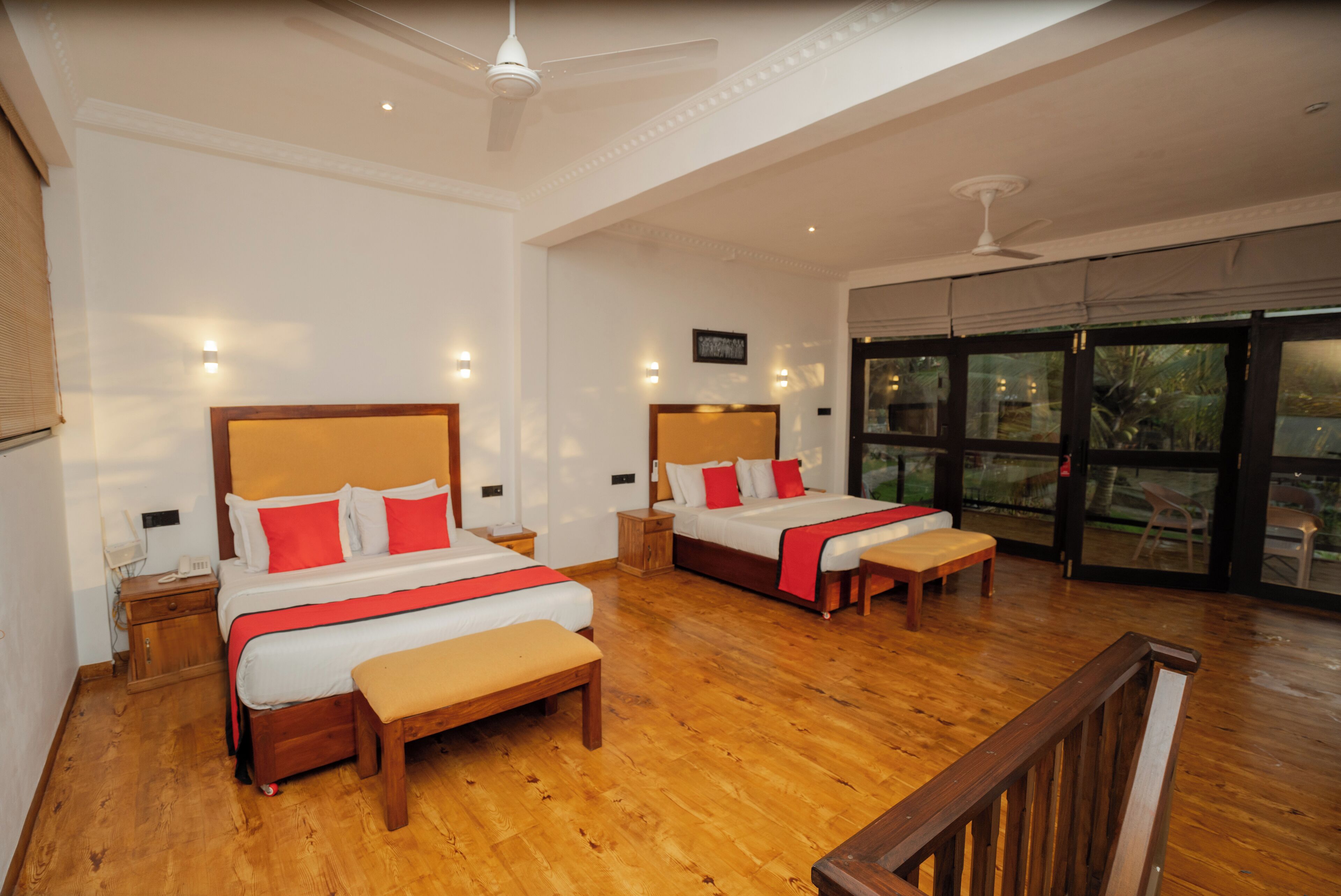 Kamar Quadruple Deluks, pemandangan samudra | Teras/patio