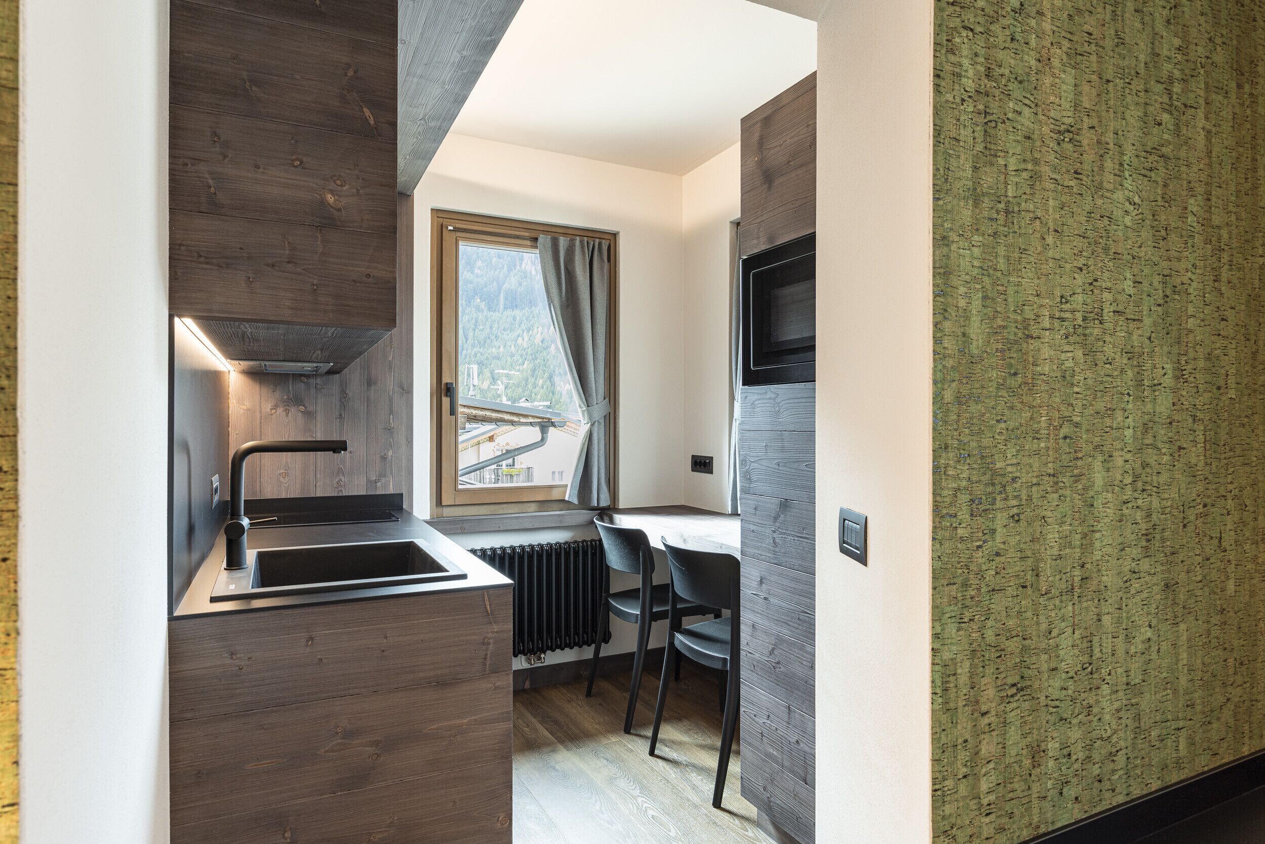 Kühlschrank, Mikrowelle, Geschirrspüler