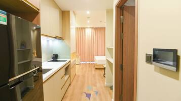 1 makuuhuone, silitysrauta/-lauta, Wi-Fi