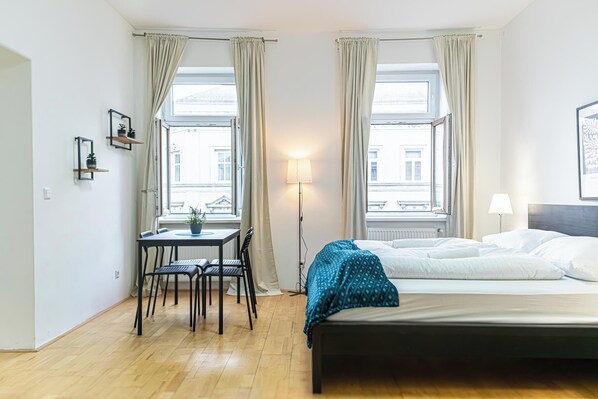 شقة بتجهيزات أساسية | مكواة/لوح كي وواي فاي مجانًا