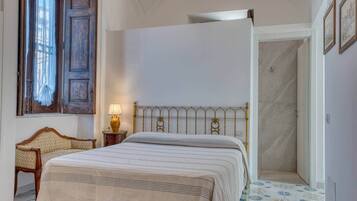 3 soverom, safe på rommet, strykejern/-brett og wi-fi (inkludert)