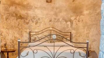 4 Schlafzimmer, Zimmersafe, Bügeleisen/Bügelbrett, Reisekinderbett