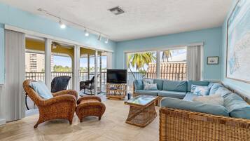 Villa | 3 bedrooms, Internet