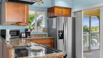 Villa | 3 bedrooms, Internet