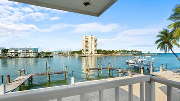 Villa | 3 bedrooms, Internet