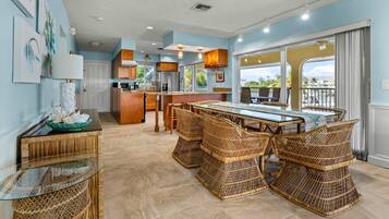 Villa | 3 bedrooms, Internet