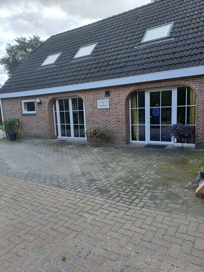 Schönes und gemütliches  möbliertes Haus Frieden und Raum