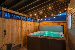 Tina de hidromasaje interior