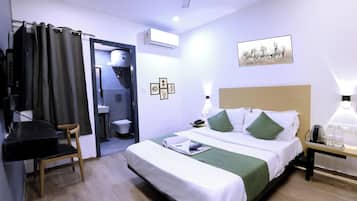 Deluxe dubbelrum | Skrivbord, arbetsyta för laptop och gratis wi-fi