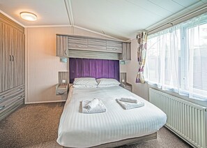 2 bedrooms, free WiFi - Foxglove 4 Moselle (Pet) (Bala,)