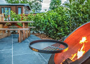 Outdoor dining - 1 bedroom accommodation in Bala, (Bala,)