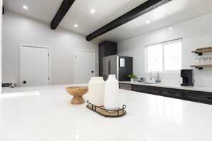 Comfort House, 5 Bedrooms, Patio, Mountain View | Private kitchen | Fridge, microwave, oven, stovetop - Bear Mountain Getaway (Big Bear Lake)