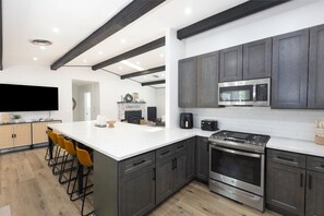 Comfort House, 5 Bedrooms, Patio, Mountain View | Private kitchen | Fridge, microwave, oven, stovetop - Bear Mountain Getaway (Big Bear Lake)