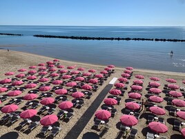 Playa privada, arena blanca