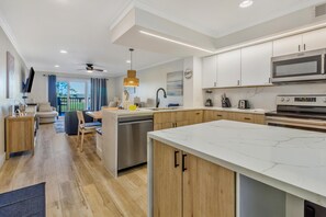 Fridge, microwave, oven, stovetop - Charming 1-Bedroom Harbour Point Retreat at Sandestin Golf and Beach Resort! (Miramar Beach)