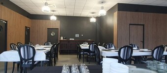 Group Cottage up to 36 People, Garden and Wifi