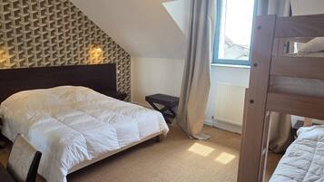 9 Schlafzimmer, Internetzugang