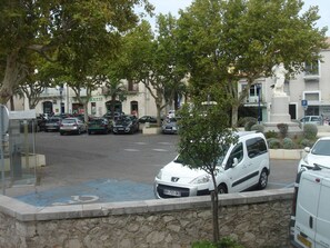 Property grounds - Modern studio in Balaruc-les-Bains with 2 beds (Balaruc-les-Bains)