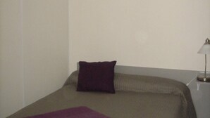 Unclassified image, 2 of 9, button - Modern studio in Balaruc-les-Bains with 2 beds (Balaruc-les-Bains)
