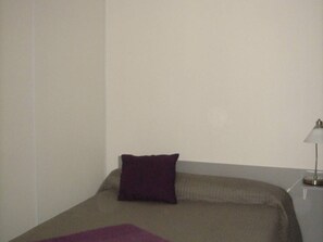 Room - Modern studio in Balaruc-les-Bains with 2 beds (Balaruc-les-Bains)