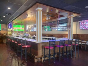 Bar (in der Unterkunft)