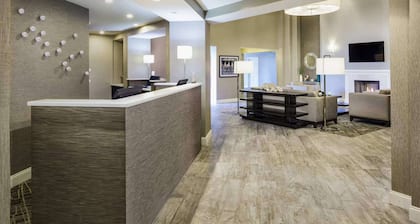 Close to Laurel Park with On-site Dining & Gym