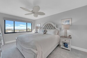 2 habitaciones, tabla de planchar con plancha, internet y ropa de cama 