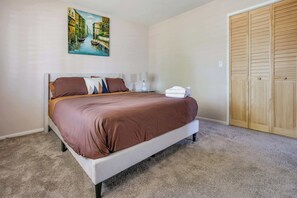 1 bedroom, iron/ironing board, WiFi, bed sheets