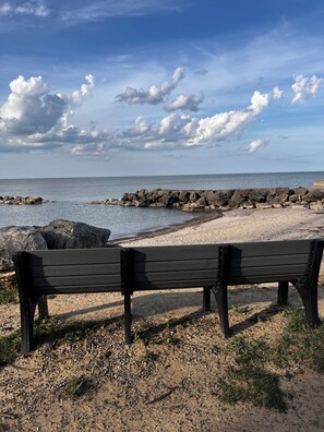 Beach nearby, beach towels