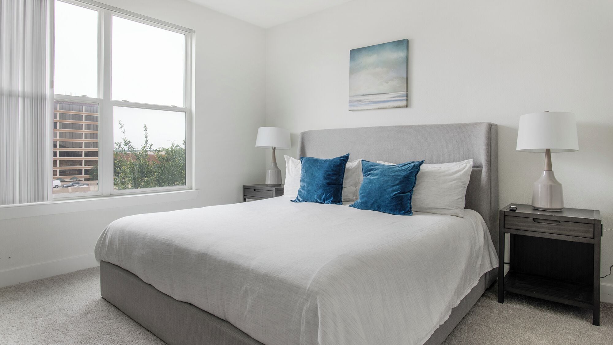 Apartment (1 Bedroom) | Individually decorated, individually furnished, desk, laptop workspace