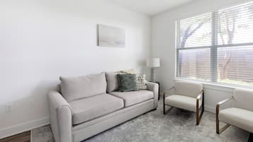 Estúdio (0 Bedroom) | Área de estar | TV 50 polegadas com canais digitais