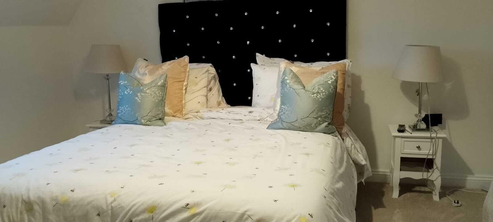 3 makuuhuonetta, silitysrauta/-lauta, internet, vuodevaatteet