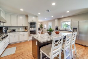 Interior - Pet-friendly Home w/ Yard: 8 Mi to Downtown Tulsa! (Tulsa)