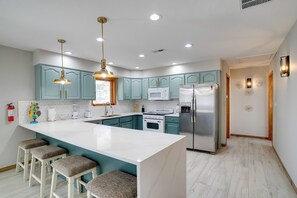 House (2 Bedrooms) | Interior