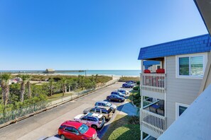 Apartment (2 Bedrooms) | Interior - Steps to Sea! 3rd-floor Myrtle Beach Condo w/ Pool (Myrtle Beach)