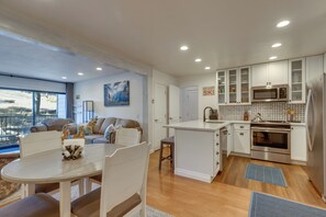 Apartment (1 Bedroom) | Interior - Mammoth Mtn Ski-in/out Condo w/ Hot Tub Access! (Mammoth Lakes)