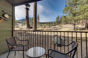 Apartment (1 Bedroom) | Interior - Mammoth Mtn Ski-in/out Condo w/ Hot Tub Access! (Mammoth Lakes)